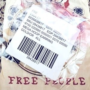 FREE PEOPLE Gold Hoop Earrings with Collectible Free People Dust Bag NWT